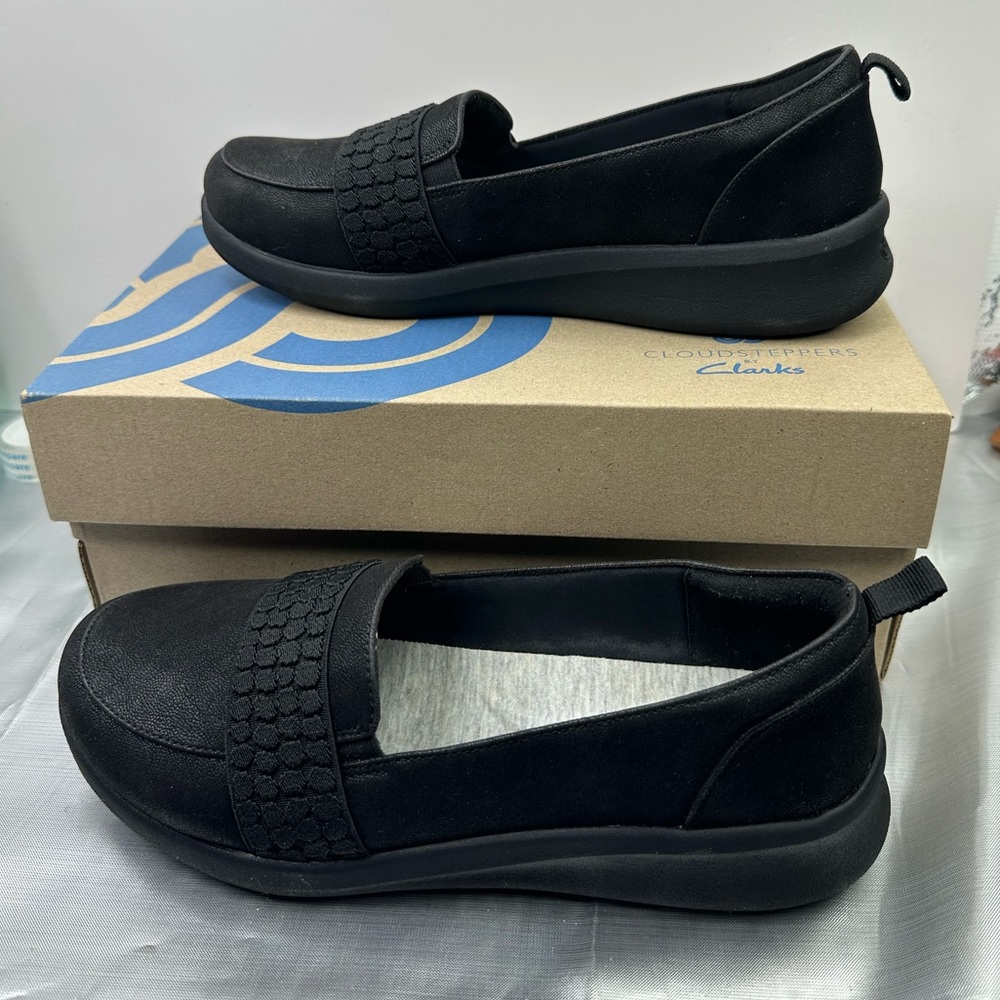 Clarks Cloud Steppers Black Comfort Loafer Ayla Slogan